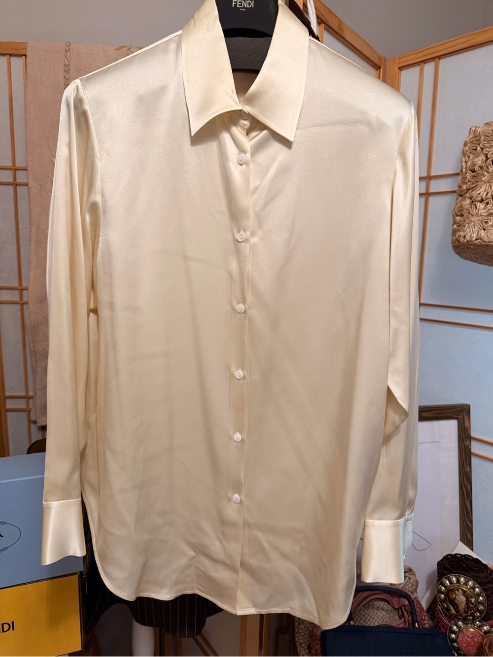 LILYSILK 100% Mulberry Silk Ivory Button Front Blouse Size M